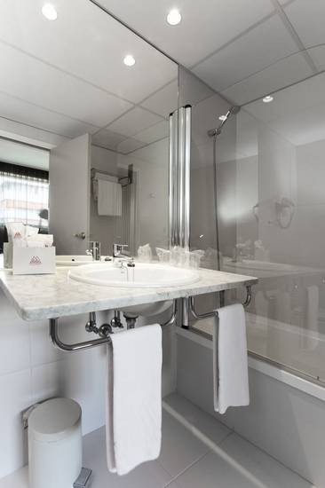 Aparthotel Atenea Barcelona  4* Испания, Барселона