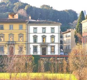 Serristori Palace Residence в Флоренции