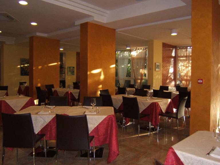 Hotel Piero Della Francesca 