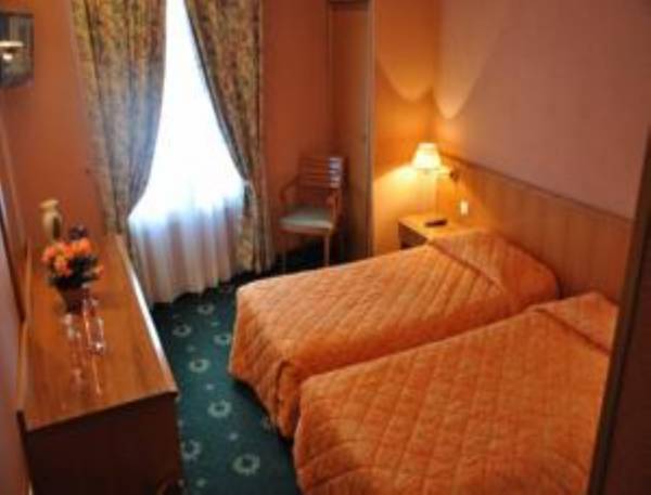 Grenelle Paris Tour Eiffel 3* Франция, Париж