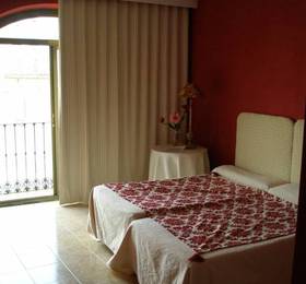 Hostal Alameda Plaza Mayor  в Касересе
