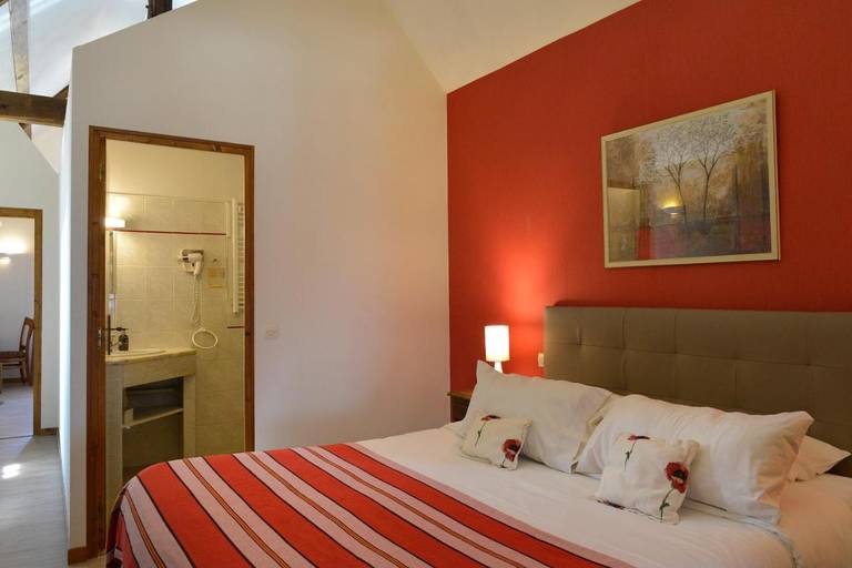Logis Auberge Le Colombien 