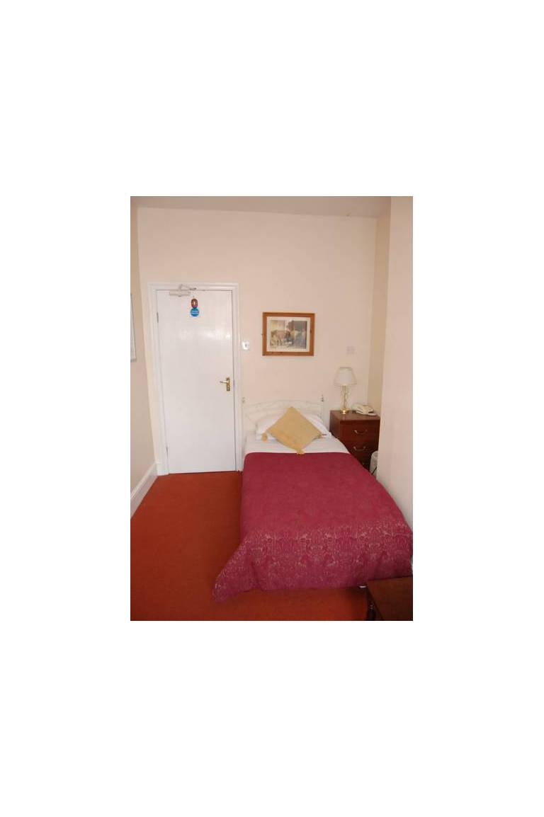 Eurobar Cafe & Hotel - B&B 
