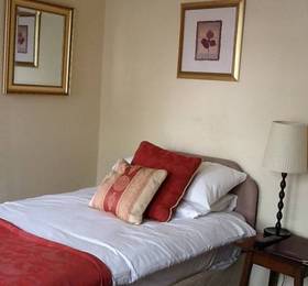 The Hillmorton Manor Hotel  в Регби
