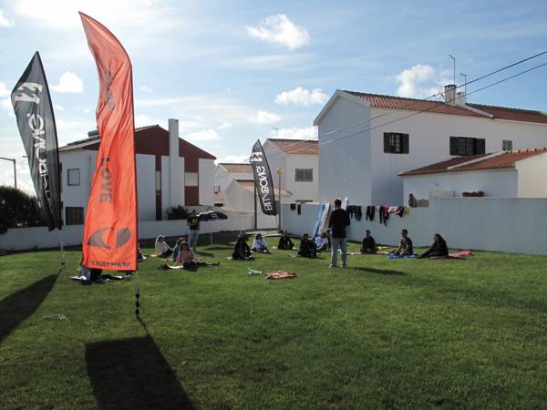 SurfMoments House & School 