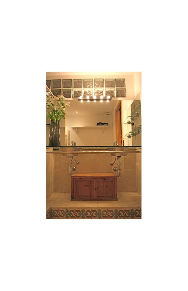 Apartamentos Roger de Flor 