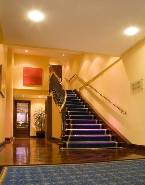 Greenhills Hotel Limerick  4*