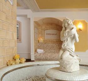Sporthotel Romantic Plaza в Мадонне ди Кампильо