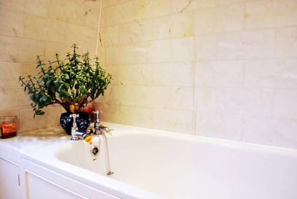 Peacock Bed and Breakfast  Великобритания, Лондон