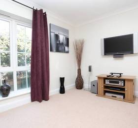 Discovery Court Apartment  в Ньюбери