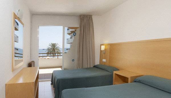 Apartamentos Mar y Playa 3* Испания, Ибица