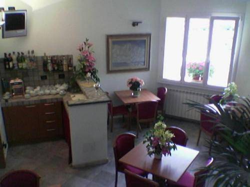 Adelphi Room Breakfast Италия, Феррара