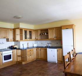 Clonea Castle Apartments  в Дангарване