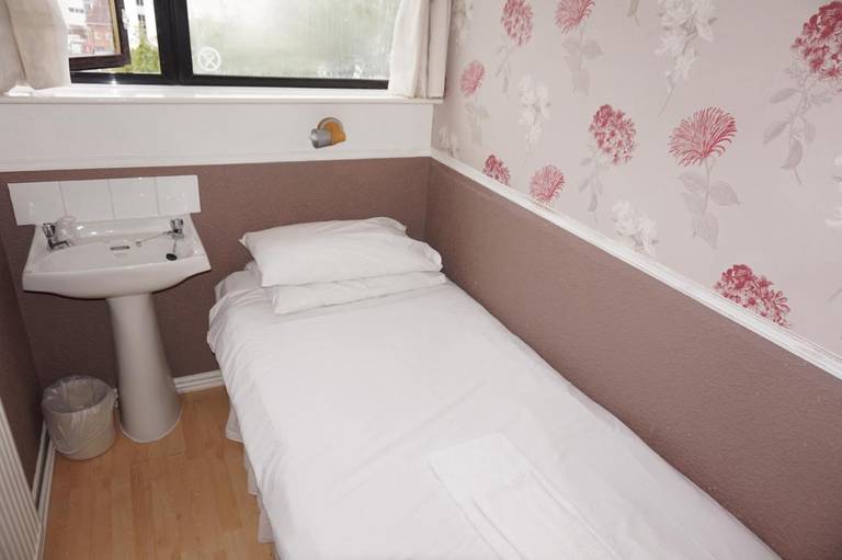 The Boundary Hotel - B&B 