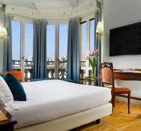 Hotel Continental Genova  в Генуе
