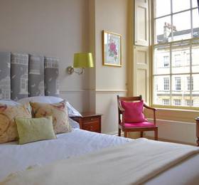 The Windsor Guest House  в Бате
