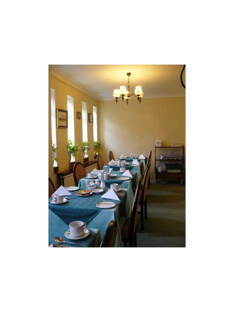 Eaton Court Guest House 