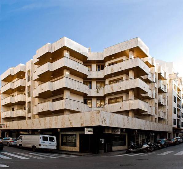 Apartamentos Los Robles  Испания, Ибица