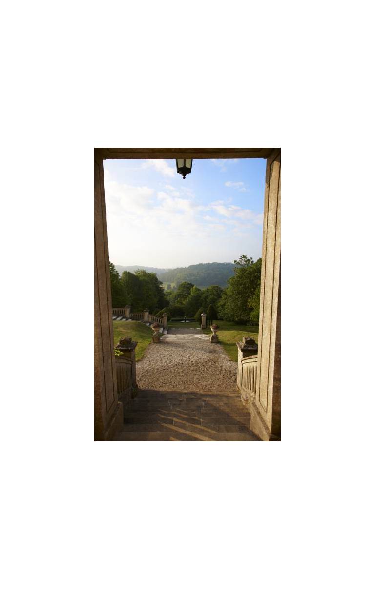 Combe Grove Manor Hotel 