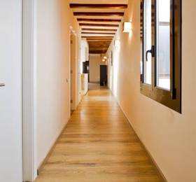 Raval Suites Apartments  в Барселоне