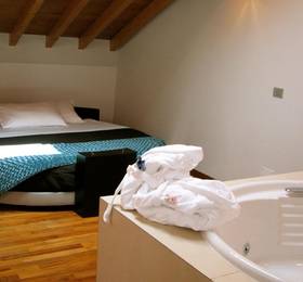 Parizzi Suites Studio в Парме