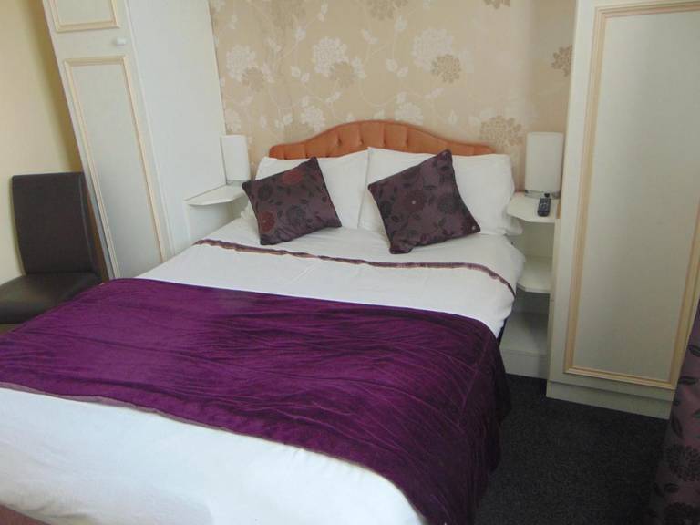 The Ridings Guest House 