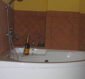 Туры в Tenuta Dell'Acqua D'Oro  в Италии