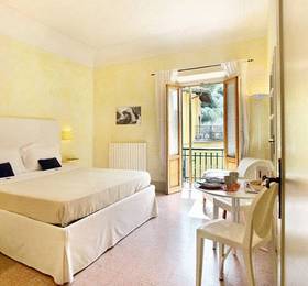 Michelangelo Guesthouse  в Флоренции