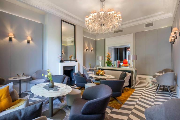 Eccleston Square Hotel 