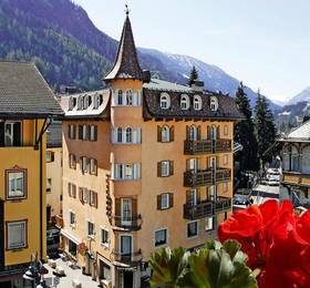 Central Boutique Hotel в Моэне
