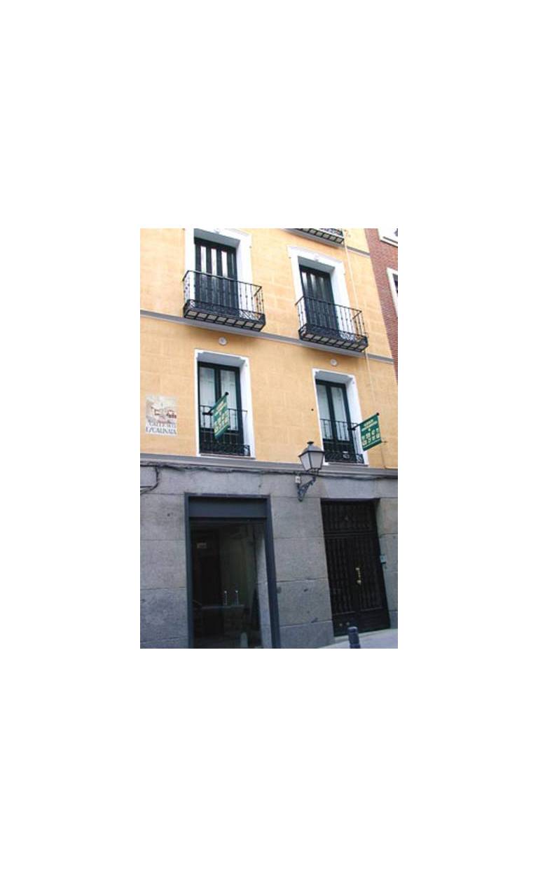 Apartamentos KM1 Opera 