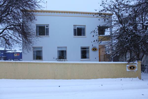 Gula Villan Guesthouse  Исландия, Акурейри
