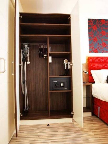 Simply Rooms & Suites 4* Великобритания, Лондон