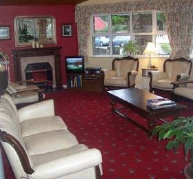 Отдых в The Village House B&B  - Ирландия, Гленбей
