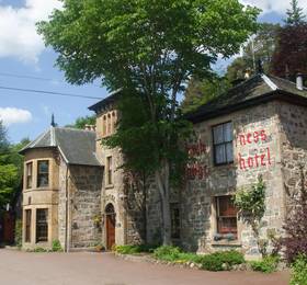 Loch Ness Lodge Hotel  в Драмнадрочите