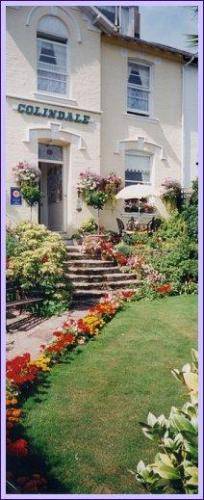 Colindale Guest House  в Торки