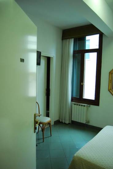 Hotel Marte & Biasin  1* Италия, Венеция