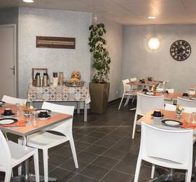 Appart Hotel City Lodge Niort в Ньоре
