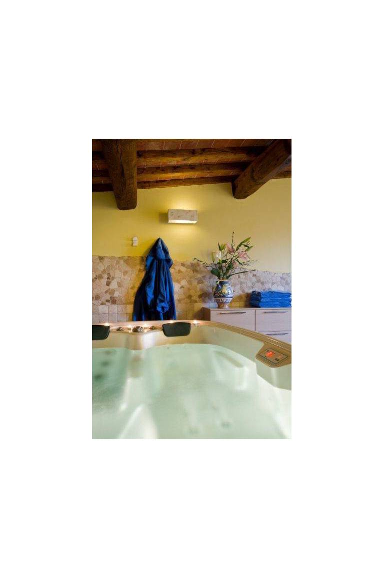 Aia Mattonata Relais 