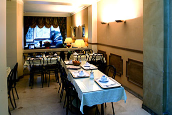 Corona Hotel