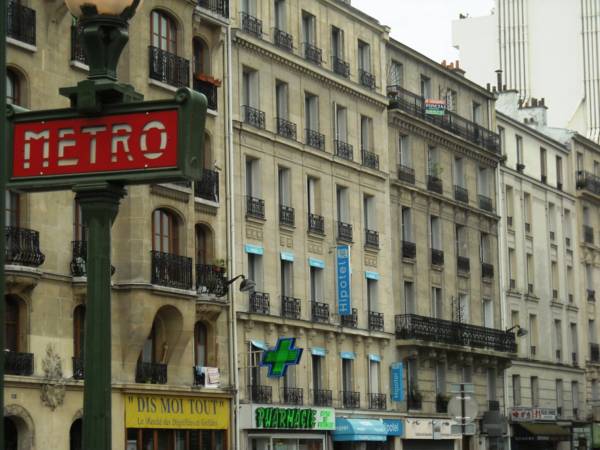 Hipotel Paris Nation 
