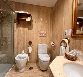 Microtel Placentinos  в Саламанке