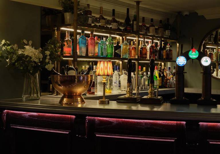 Stanwell House Hotel 