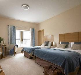 Breaffy Woods Hotel  в Каслбаре