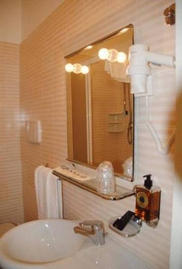 Hotel Geranio Rosso  3* Италия, Стинтино