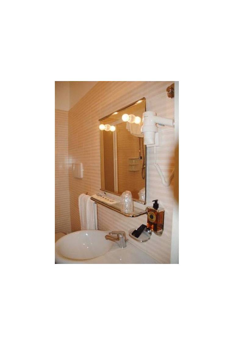 Hotel Geranio Rosso 