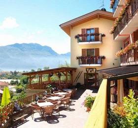 Agritur Eden Marone  в озере Гарда