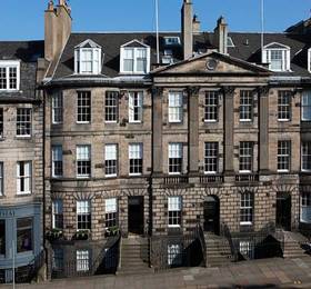 Edinburgh Townhouse  в Эдинбурге