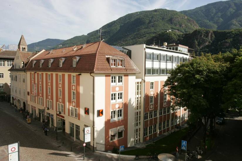 Kolpinghaus Bolzano Италия, Больцано