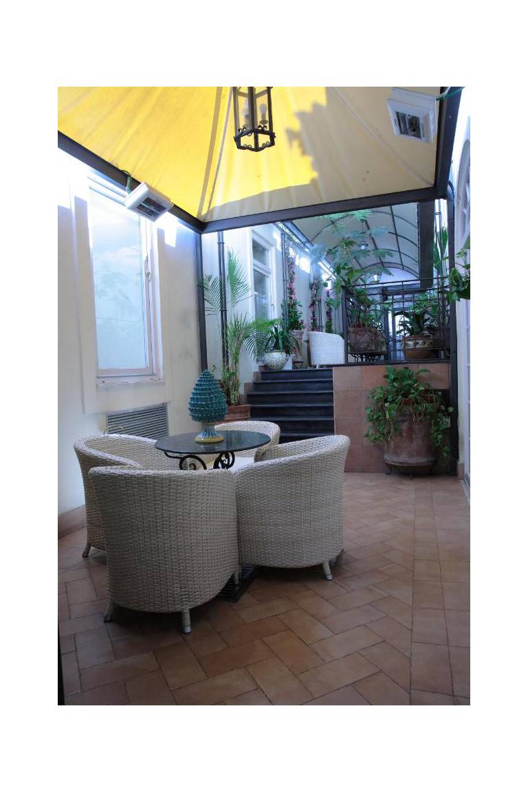 Palazzo Alabardieri Hotel